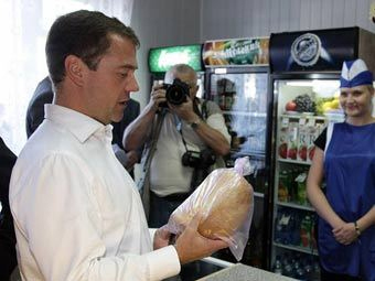 Medvedev_and_products