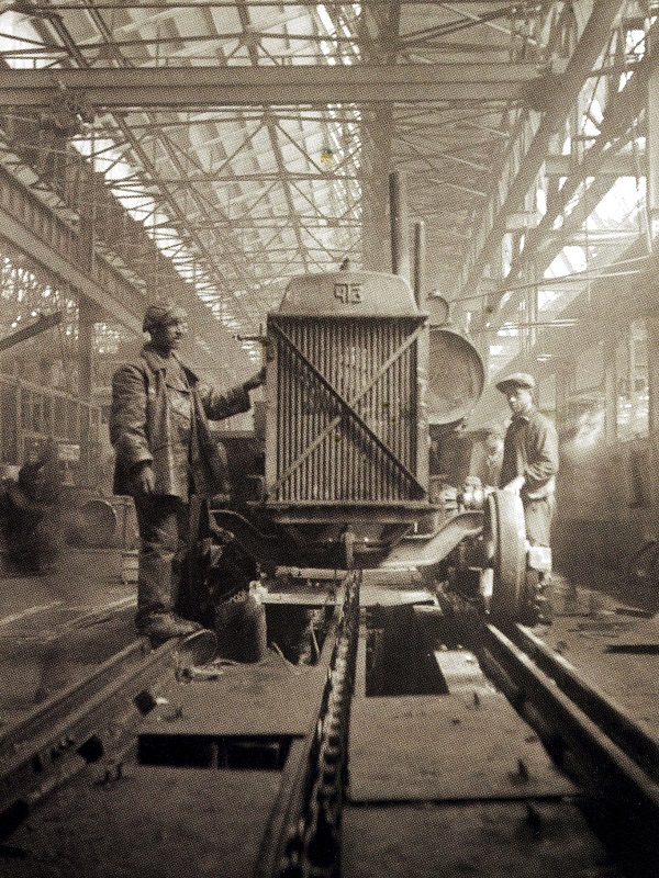 Челябинский тракторный завод фото завода