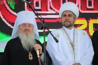 Владыка Феофан и муфтий Ринат Раев